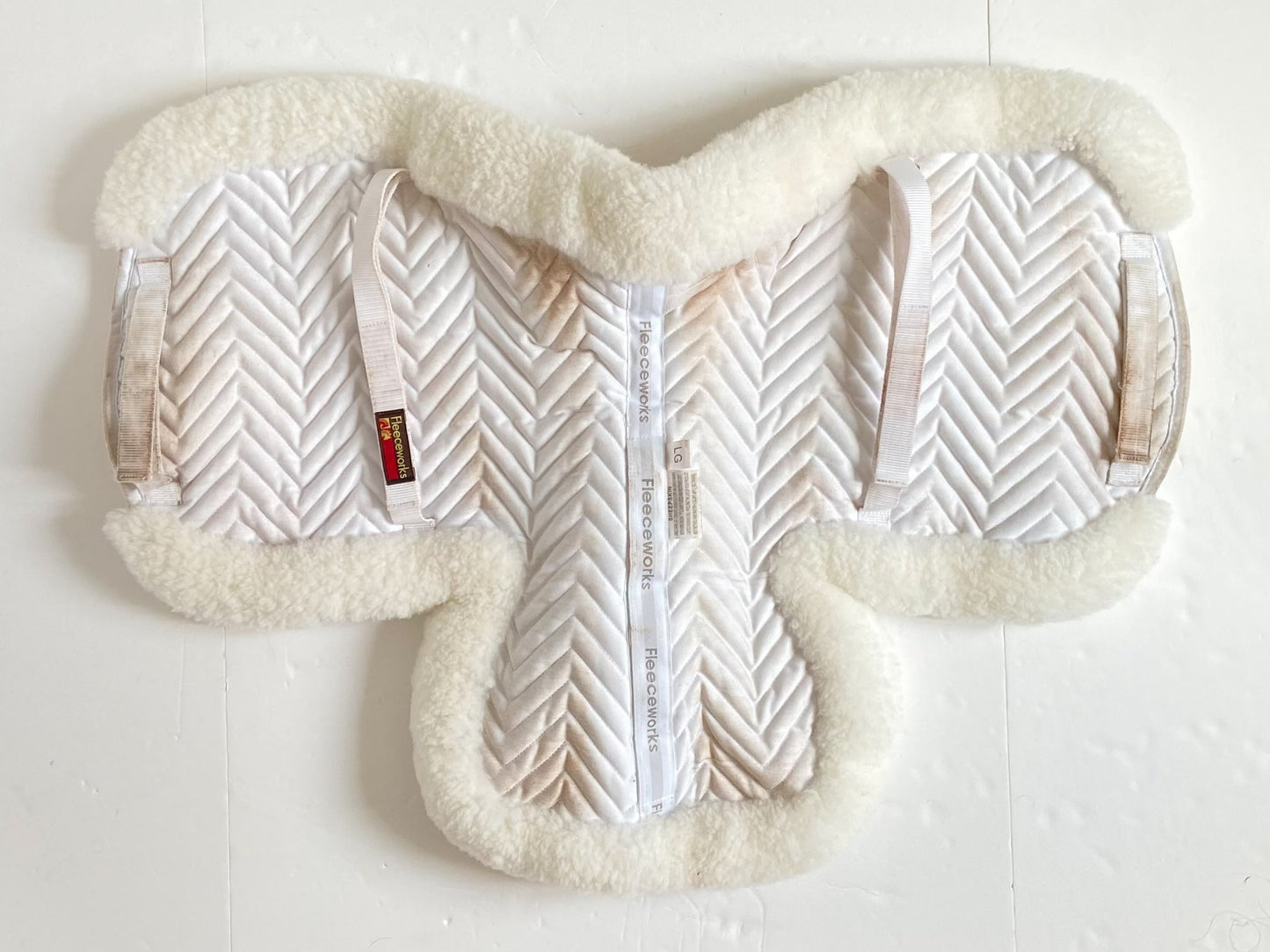 Fleeceworks Sheepskin Hunter Pad - White - Large (17")