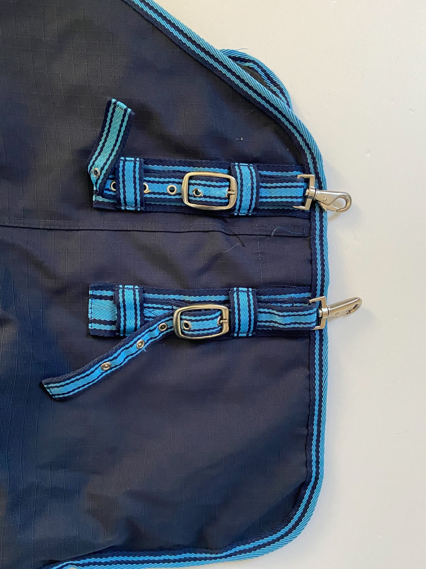 Canadian Horsewear Nylon Stable Sheet (0g) - Navy - 78"