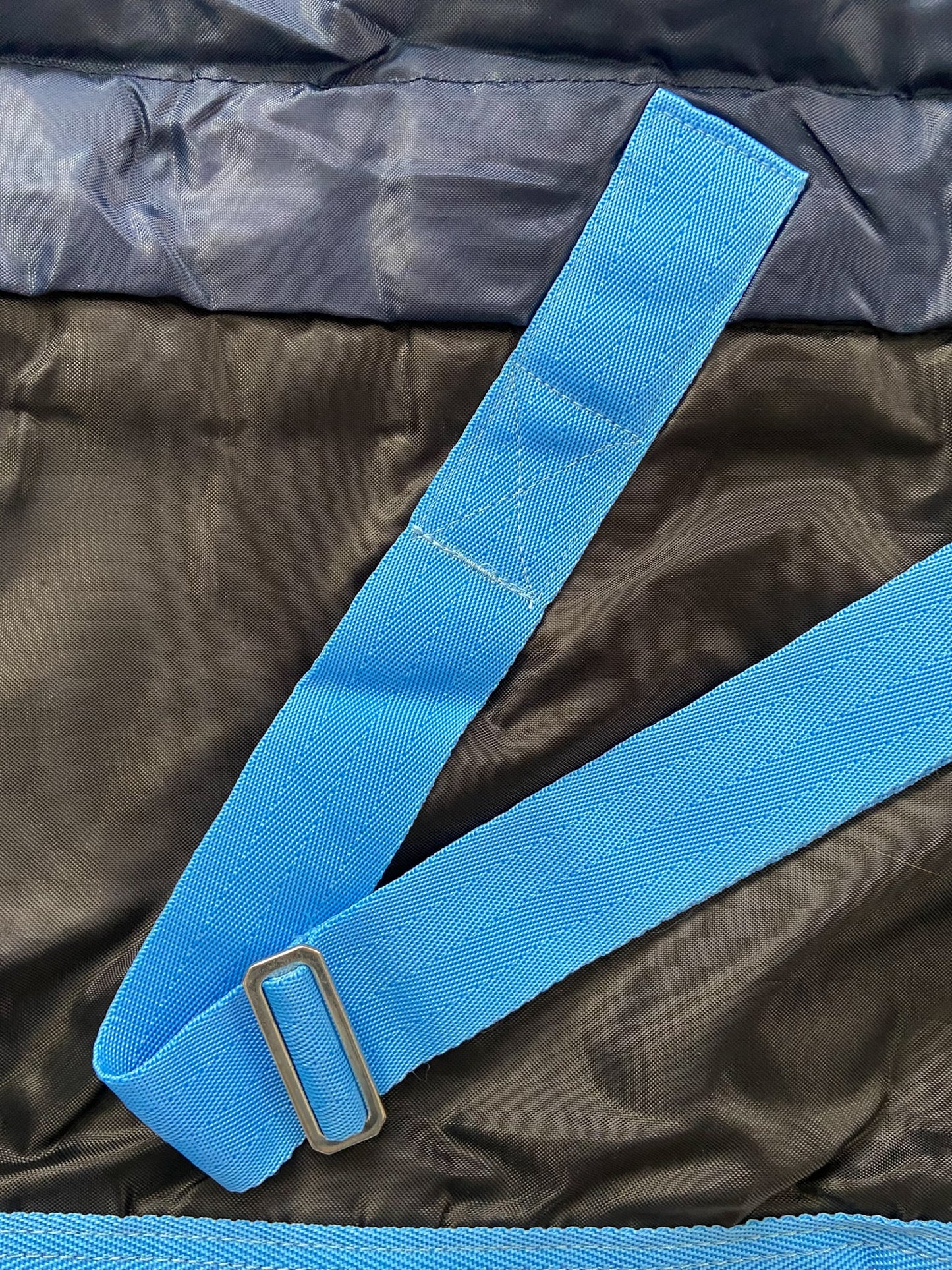 Equidor Equestrian Arlington Stable Rug (200g) - Navy - 78"