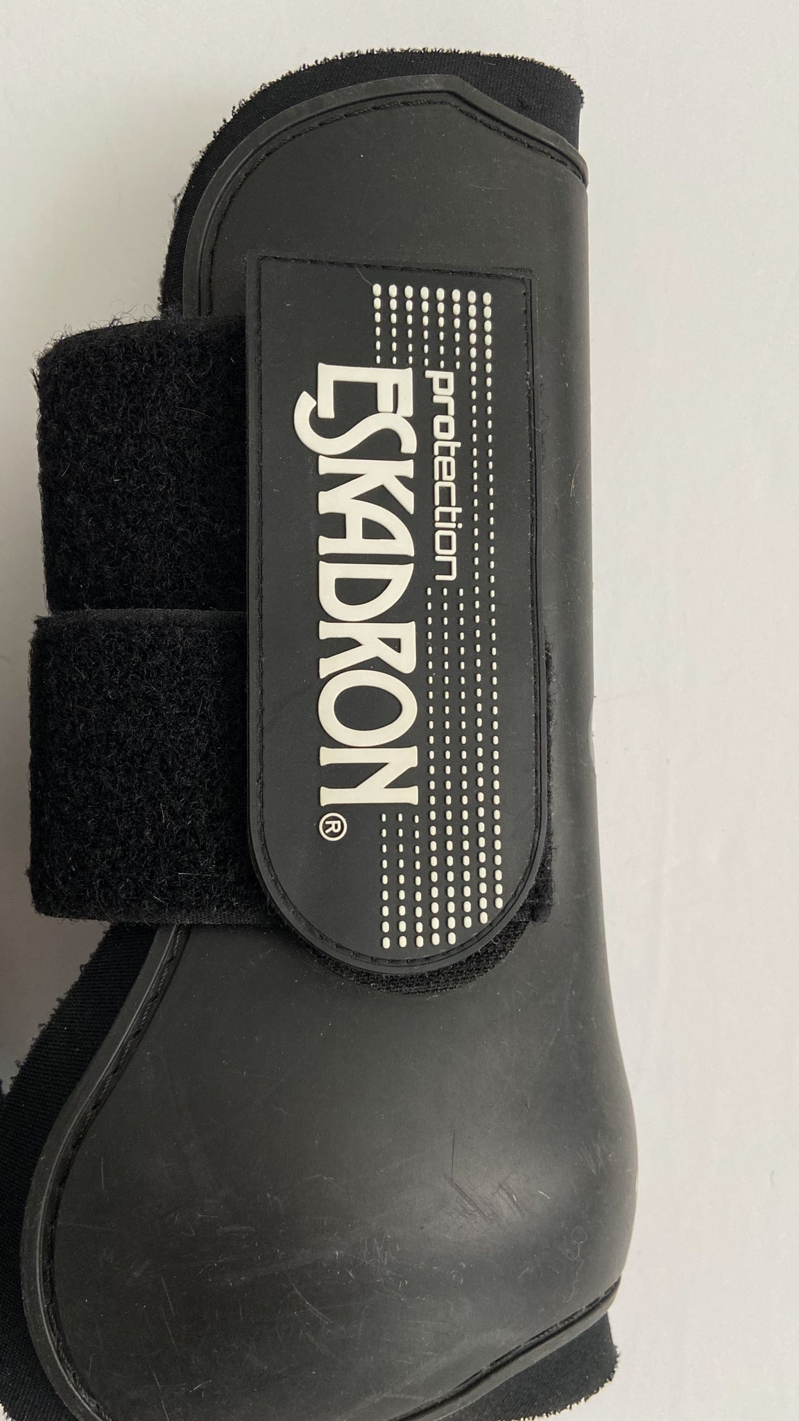 Eskadron Protection Tendon Boots - Black - Full
