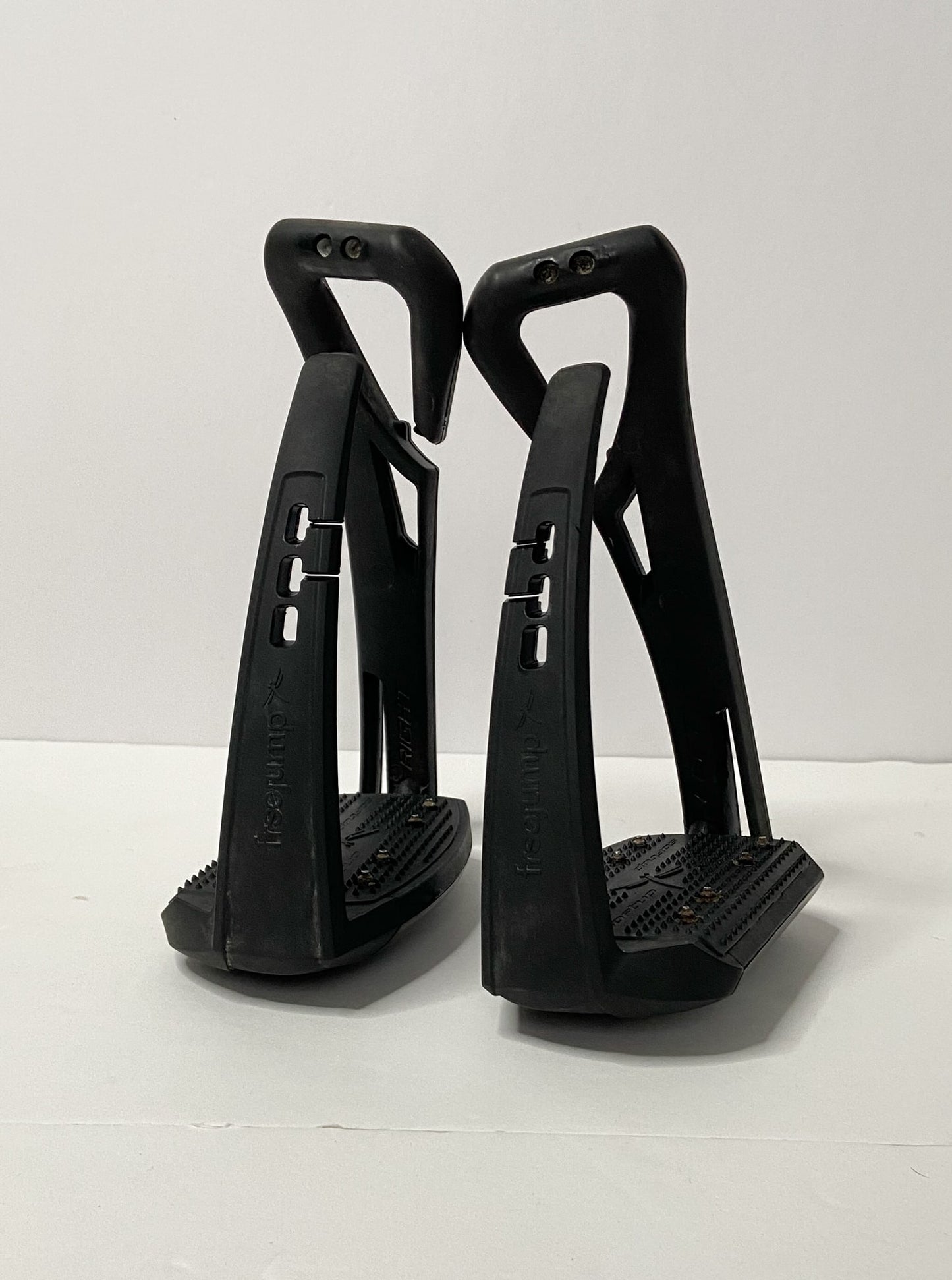Free Jump Soft Up Pro Stirrups - Black - 4.75"
