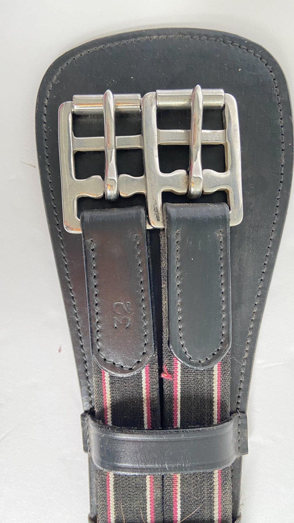 Leather Shaped Dressage Girth - Black - 32"