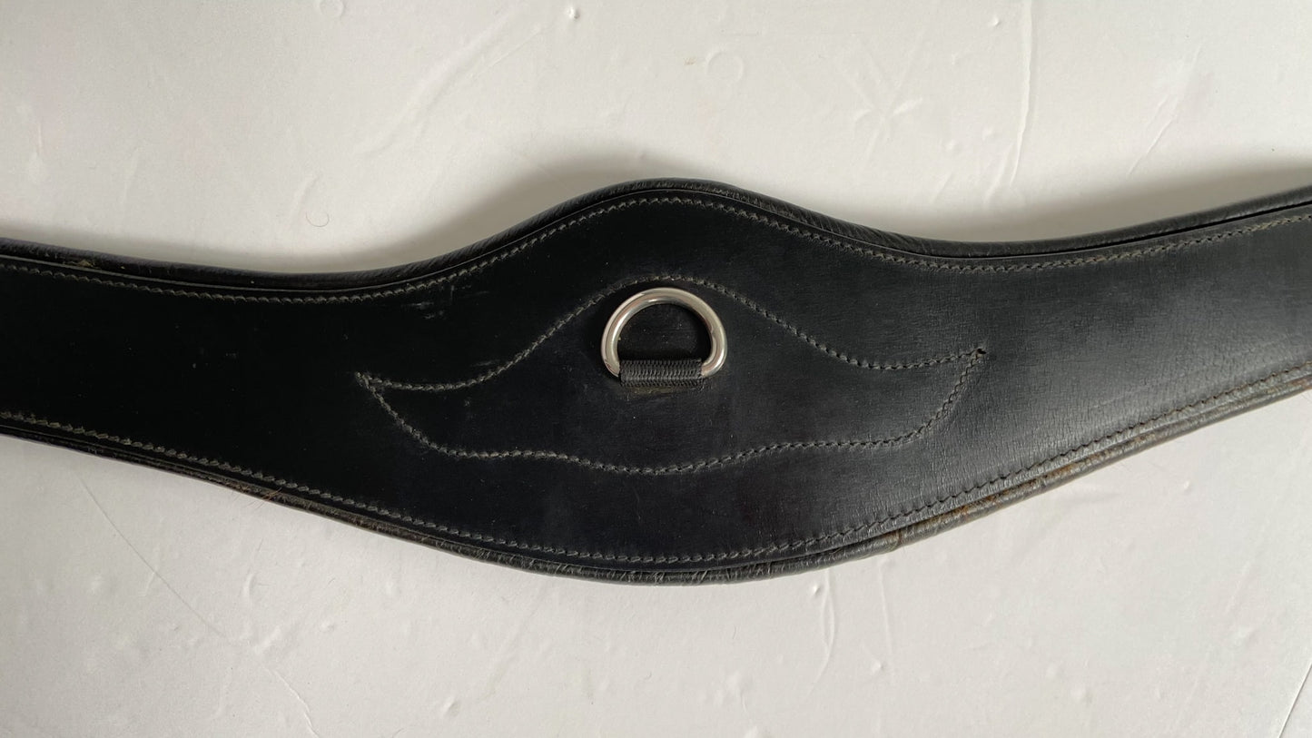Leather Shaped Dressage Girth - Black - 32"