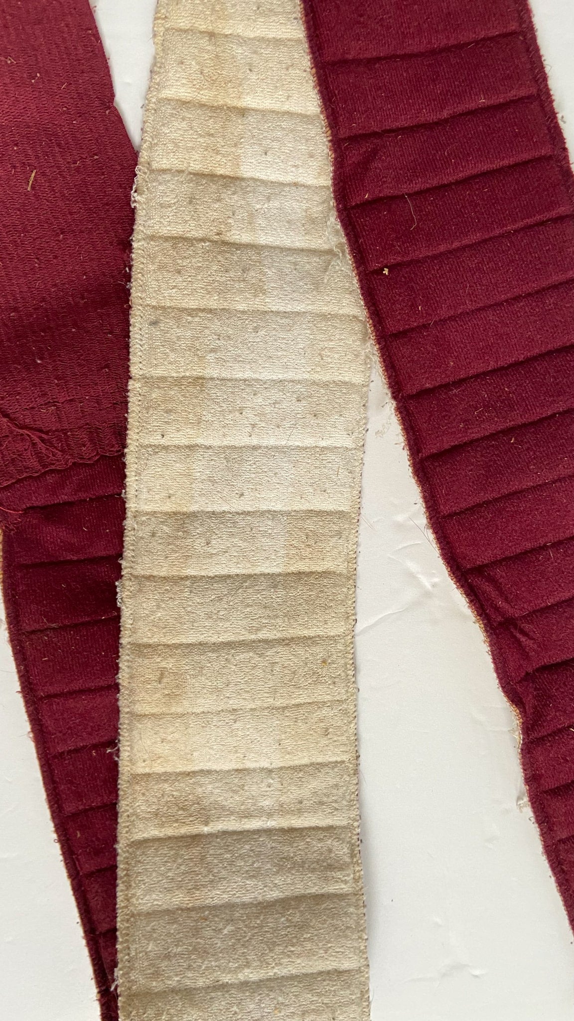 Hippo-Tonic Elastic Exercise Bandages - Burgundy - Horse