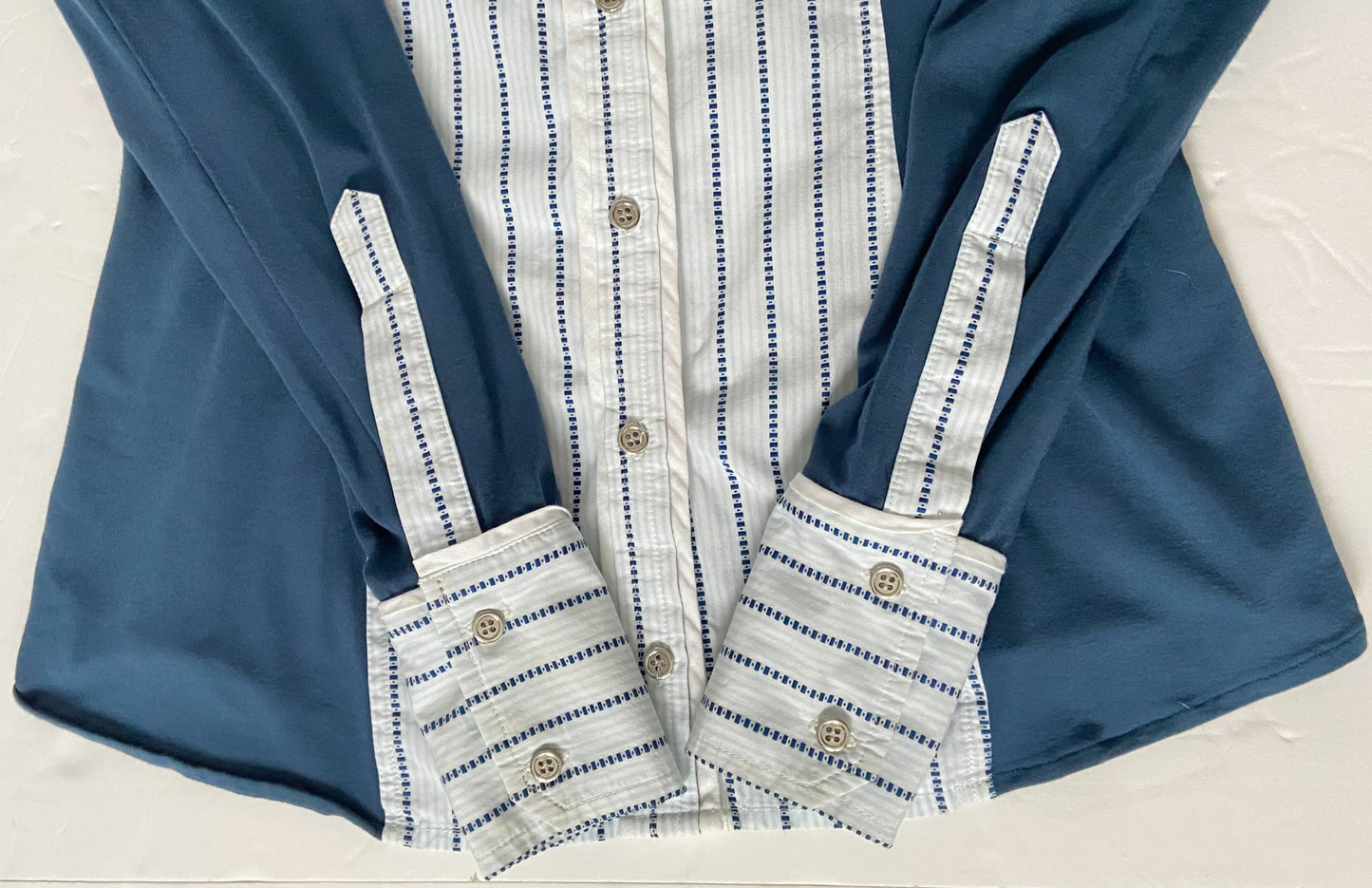 Le Fash Open Placket Classics Show Shirt - Blue - Women's Small