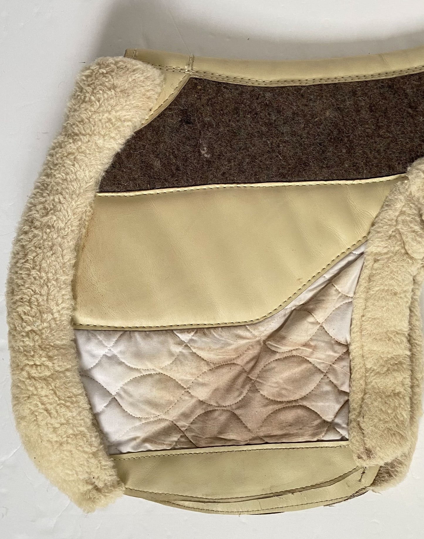 Twinholm Wool Felt Shaped Pad - White - 17"-1.7"