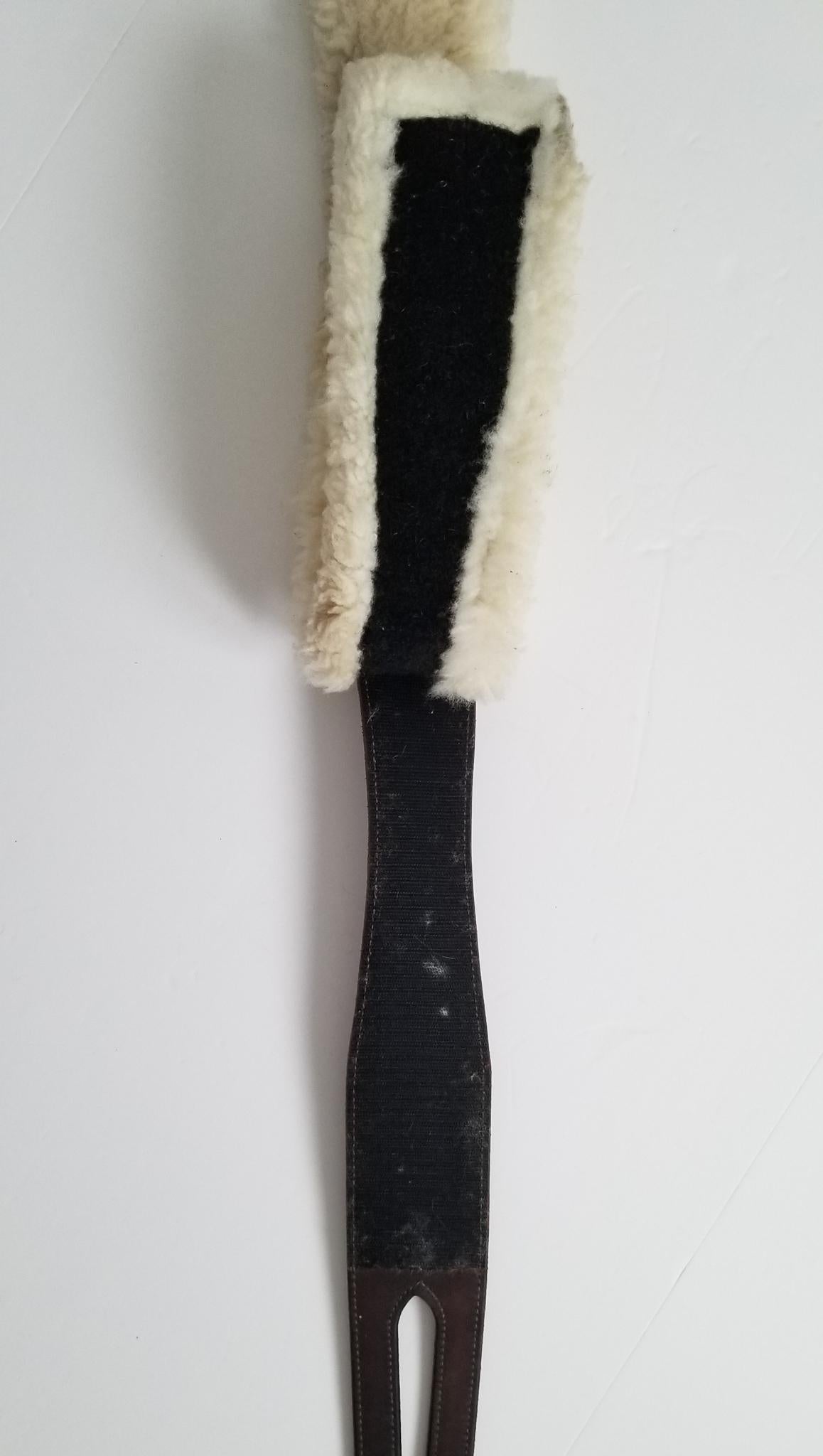 Shaped Sheepskin Velcro Girth - Brown - 122cm/48"