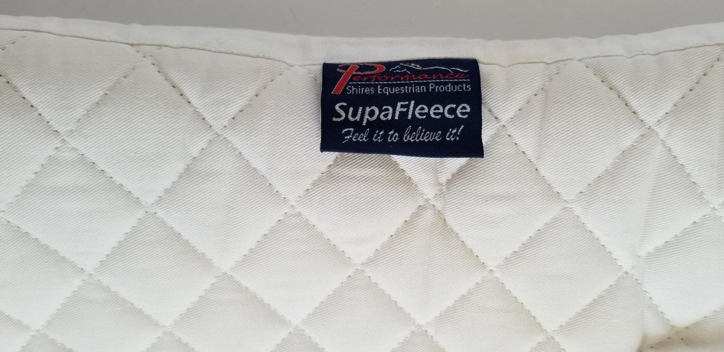 Shires Performance SupaFleece Rimmed Shaped Pad - White - 17"-17.5"