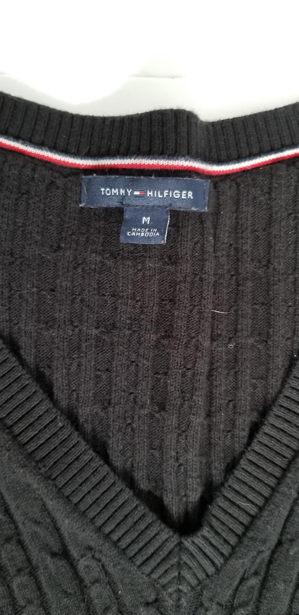 Tommy Hilfiger V Neck Cable Knit Sweater - Black - Medium